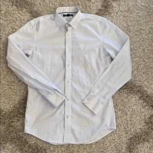 Non-iron slim fit dress shirt